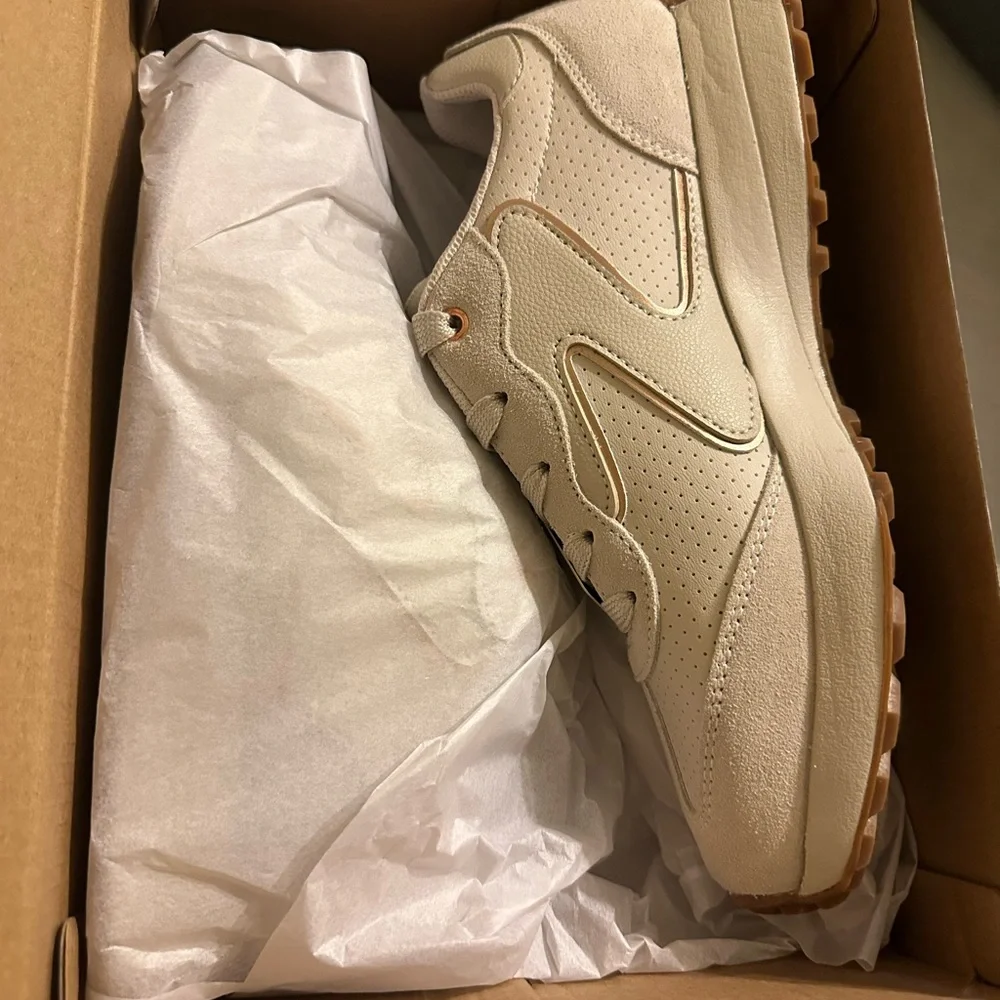 New in box Skechers Street LA Gusto Path Winder shoes with memory foam size 6.5 - Picture 8 of 9